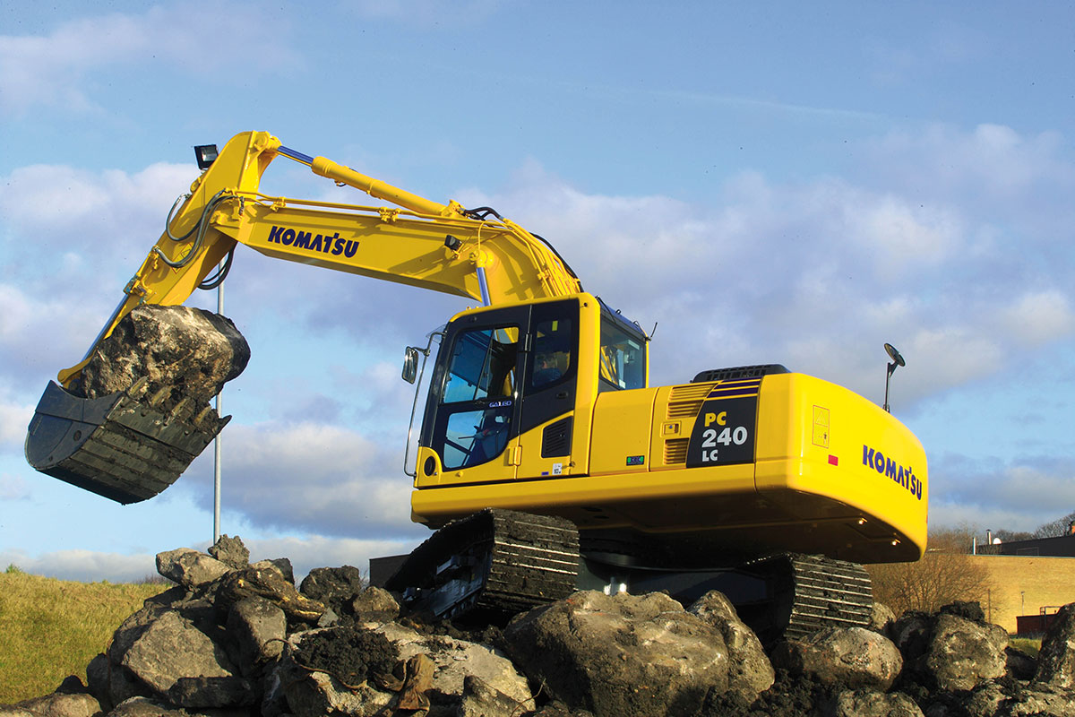 komatsu-pc240-8.jpg